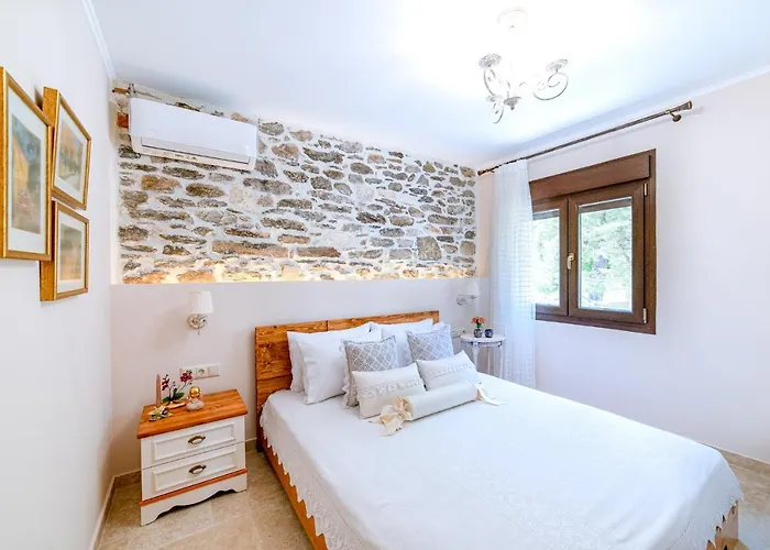 La Maison D'ete Casa de Férias Prínos